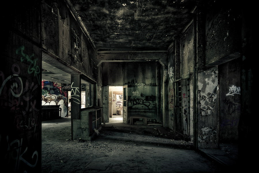 Dark room, sanatorium du Vexin #2