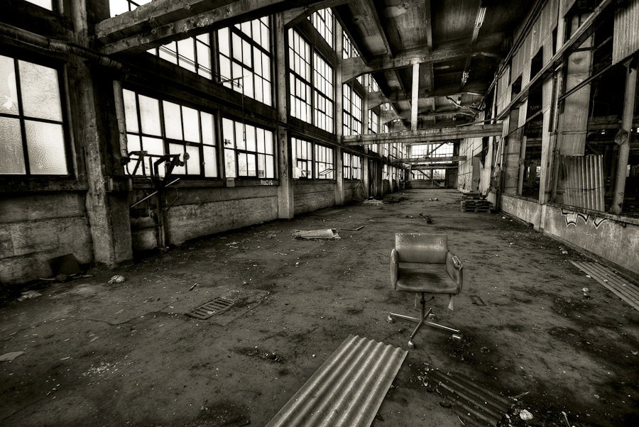 Le fauteuil du patron ? L'usine était spécialisée dans la fabrication de colorants pour textiles, cuirs et papiers. Elle appartenait au groupe anglais 