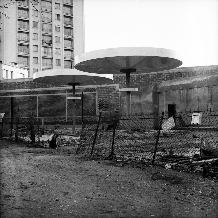 Station service en construction, Bagneux, 1971