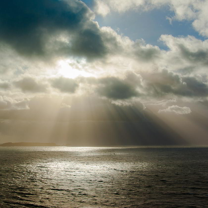 Le soleil rayonne. Finistère, 2010. 