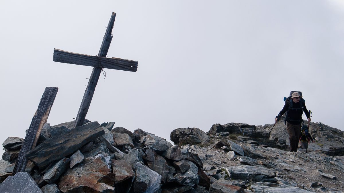 Arrivée sur le pic de Caramantran (3021m), Queyras 